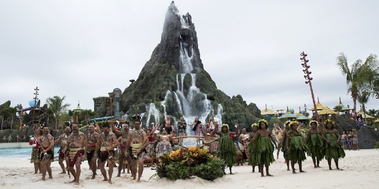 Media Day & Opening Day for Volcano Bay!