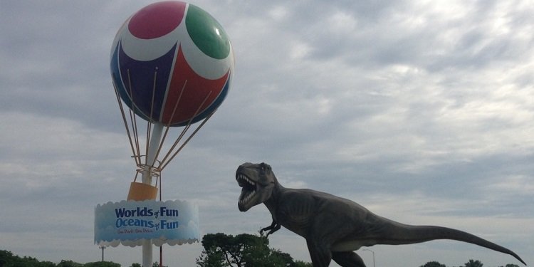 Dinosaurs & Coasters in Kansas City!