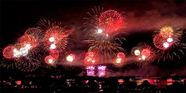July 4th Fireworks at Florida's Magic Kingdom!