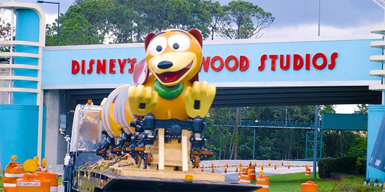 Slinky Dog Coaster Train Reveal!