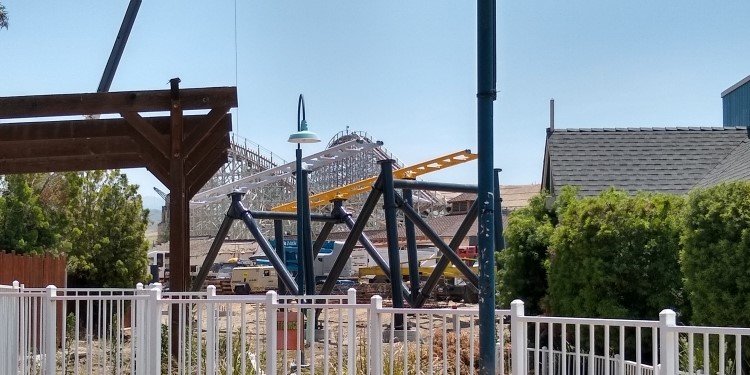 Track Going up at Six Flags Magic Mountain!
