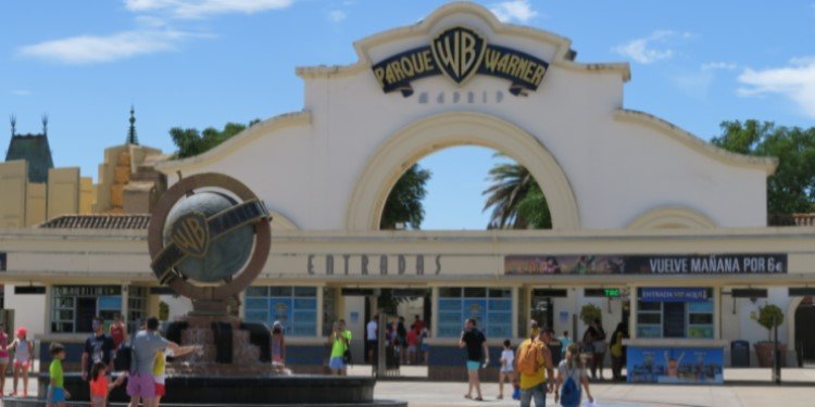 Canobie Coaster's World Adventures: Parque Warner!