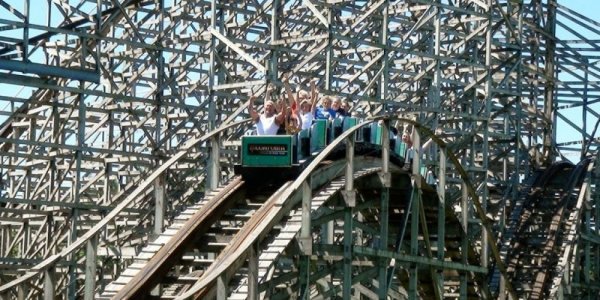 Oakwood Theme Park Closes Forever!